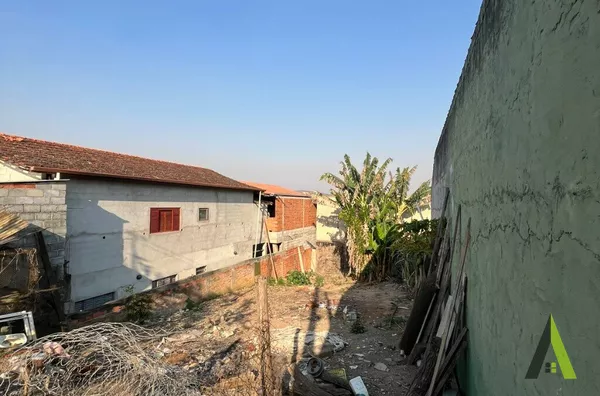 Terreno Plano Pronto para Construir em São Roque!