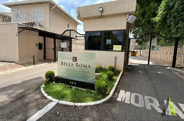 Casa em Condomínio Fechado em São Roque!