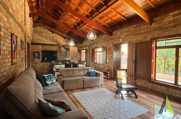 Luxuosa Propriedade em São Roque!