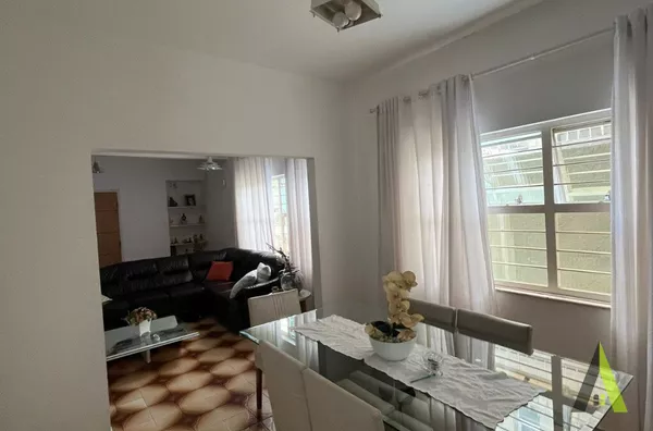 Sobrado com Área Gourmet Completa  em São Roque! 