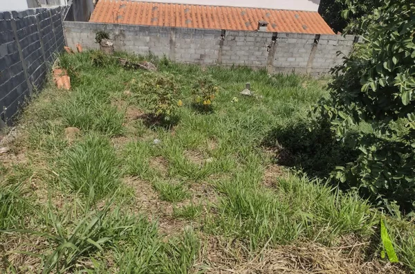 Terreno no Centro de São Roque!