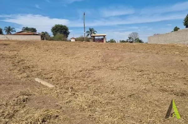 Terreno Próximo ao Roteiro do Vinho em São Roque!