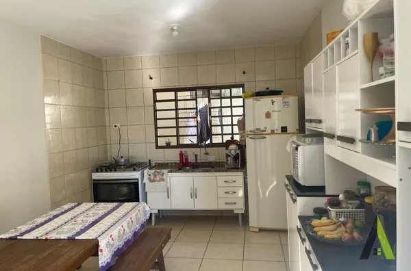 Sobrado em Bairro Tradicional  de São Roque! 