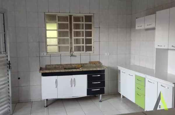 Sobrado com Ponto Comercial em Mairinque! 