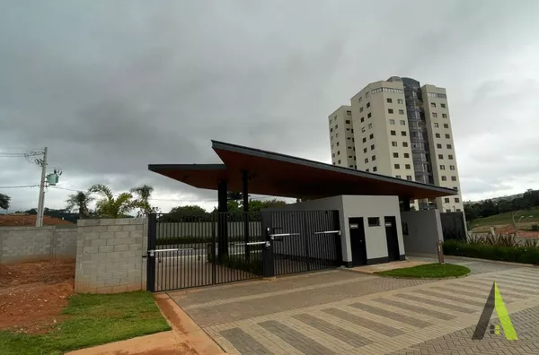 Terreno no Condomínio Swiss Boulevard!