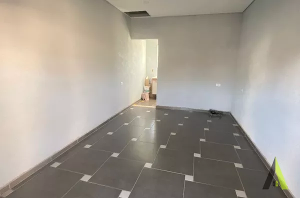 Ponto Comercial na Estrada do Vinho! 