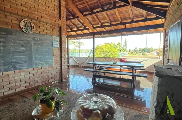 Luxuosa Propriedade em São Roque!