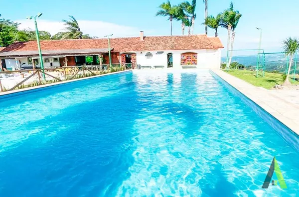 Sítio com Prainha Particular! Imóvel de Alto Luxo em São Roque!