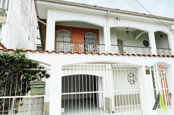 Casa Térrea com Vista Incrível em Bairro Nobre de São Roque!