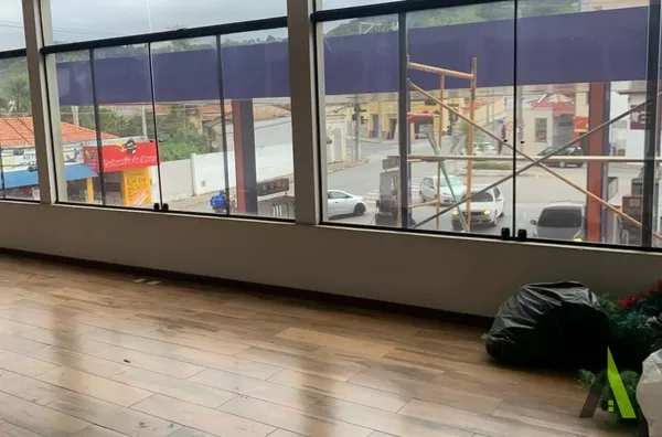 Ponto Comercial no Centro de São Roque