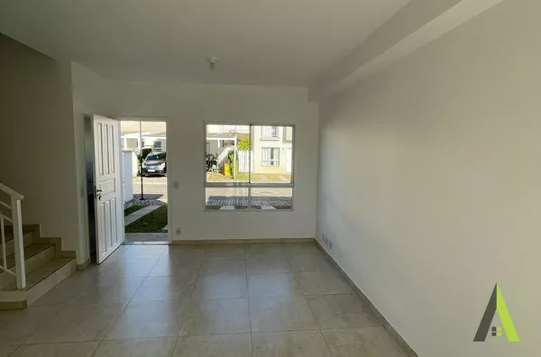 Casa em Condomínio Fechado em São Roque!