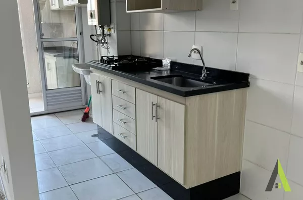 Apartamento em Condomínio Clube de São Roque! 