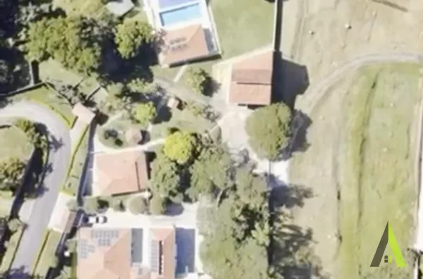 Casa em Condomínio Santana de Parnaíba ! 