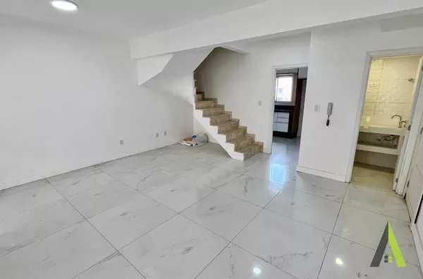 Casa em Condomínio Fechado em São Roque!