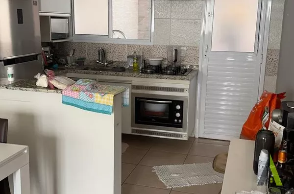 Casa Térrea em Condomínio em Mairinque! 