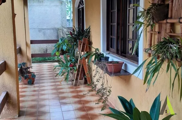 Chácara Rodeada de Muito Verde em São João Novo! 