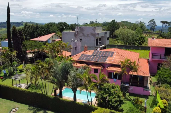 Chácara em Condomínio Fechado em São Roque! 