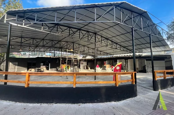 Box Comercial no Centro de São Roque! 