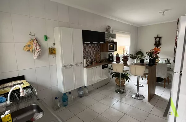 Sobrado em Bairro Nobre! 