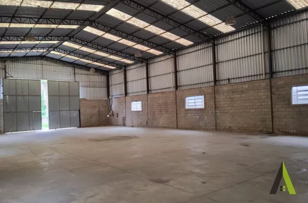 Galpão Comercial na Raposo Tavares em Mairinque! 