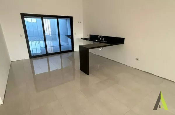 Casa em Condomínio Fechado em São Roque!