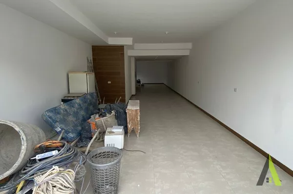 Salão Comercial Próximo ao Centro de São Roque! 