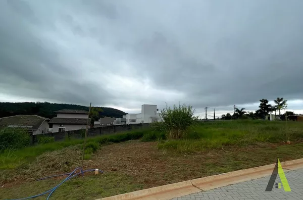 Terreno no Condomínio Swiss Boulevard!