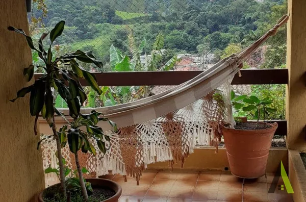 Chácara Rodeada de Muito Verde em São João Novo! 