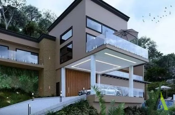 Casa de Alto Padrão em Condomínio Fechado em São Roque! 