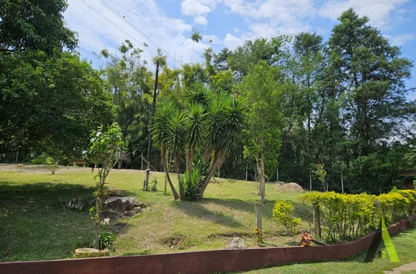 Sítio com 3 Alqueires em São Roque! 