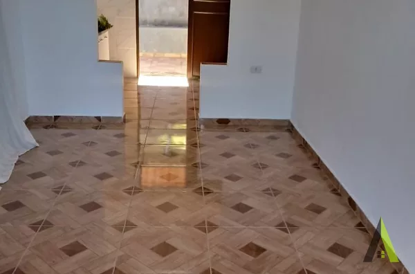 Duas Casas no Centro de Mailasqui! 