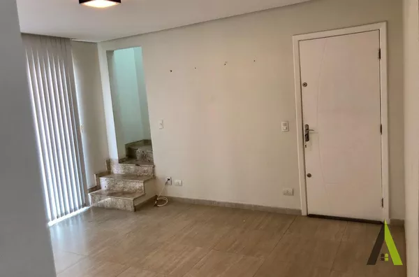  Apartamento Duplex Próximo ao Centro de São Roque! 