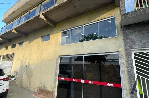 Sobrado com Área Gourmet completa em São Roque!