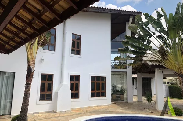 Casa em Bairro Nobre em São Roque! 