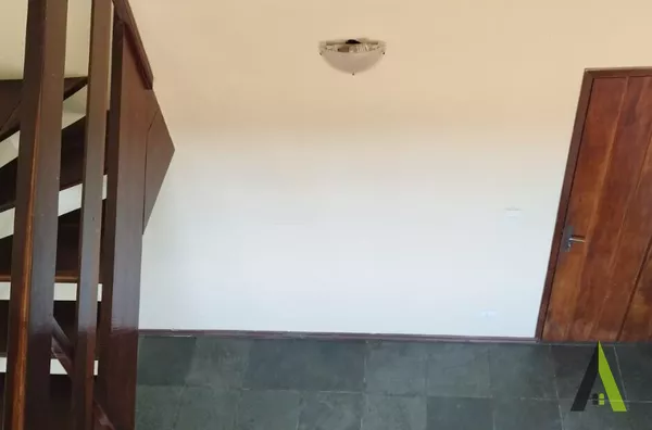  Apartamento Duplex Próximo ao Centro de São Roque!  