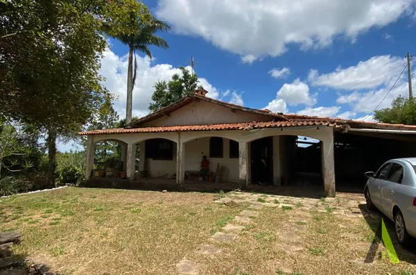 Chácara na Estrada do Vinho em São Roque! 