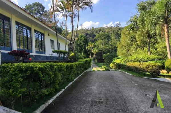 Sitio com 5 Alqueires e 3 Lagos em Mairinque!