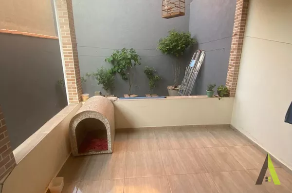 Sobrado em Bairro Tradicional em São Roque! 