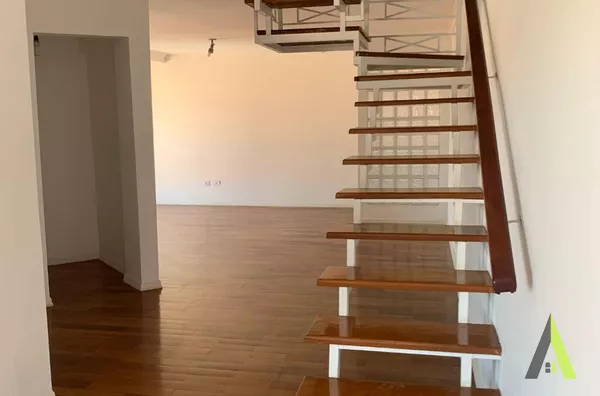 Apartamento Duplex em São Roque!