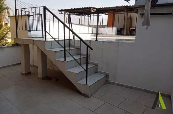 Casa em Bairro Tradicional de São Roque! 