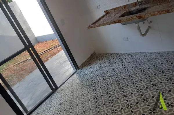 Sobrado Novo em Condomínio Fechado de São Roque! 