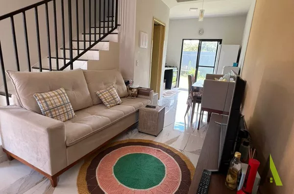 Sobrado Novo em Condomínio Fechado de São Roque! 