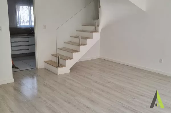 Casa em Condomínio Fechado em São Roque!