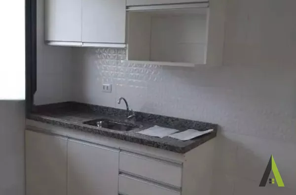 Casa em Condomínio Fechado em São Roque!