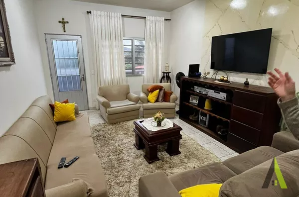 Ampla Casa em Condomínio Condomínio Fechado em São Roque!  