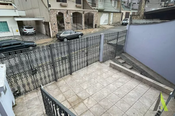 Sobrado Amplo no Centro de São Roque!