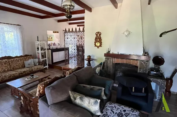 Chácara Térrea a 5 Minutos do Centro de São Roque!