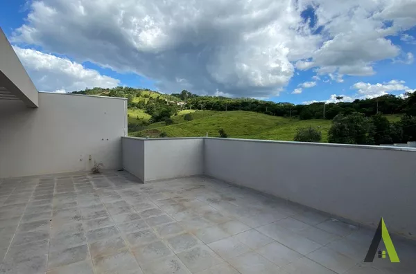 Apartamento Duplex em Condomínio Resort em São Roque!