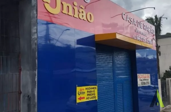 Ponto Comercial no Centro de São João Novo! 