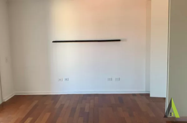 Apartamento Duplex em São Roque!